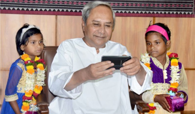 selfie-with-cm